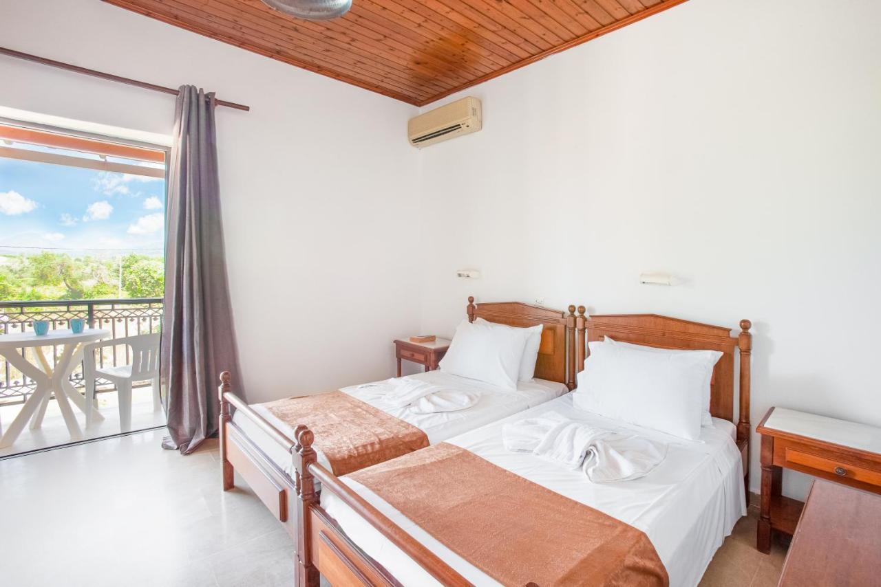 Hotel de apartamente Lord Complex Agios Georgios (Corfu)