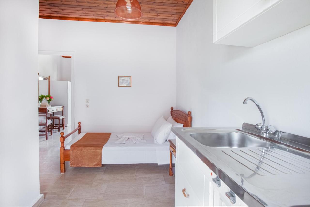 Lord Complex Hotel de apartamente Agios Georgios (Corfu)